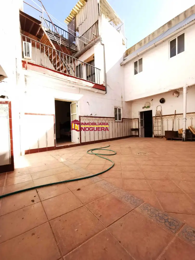 Vista exterior de Casa o xalet en venda en Écija