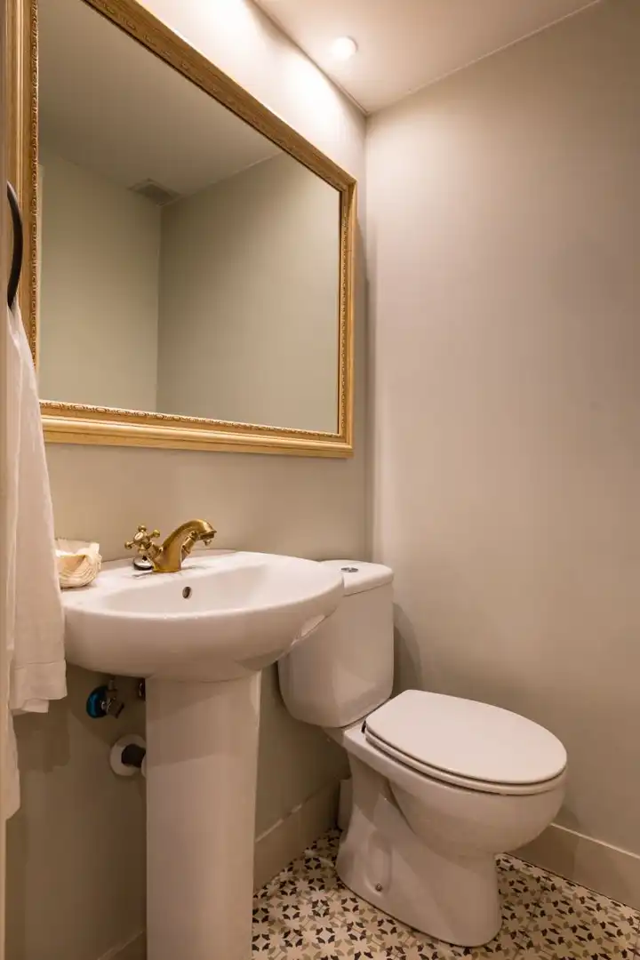 Bany de Apartament en venda en Madrid amb Aire condicionat, Calefacció i Terrassa