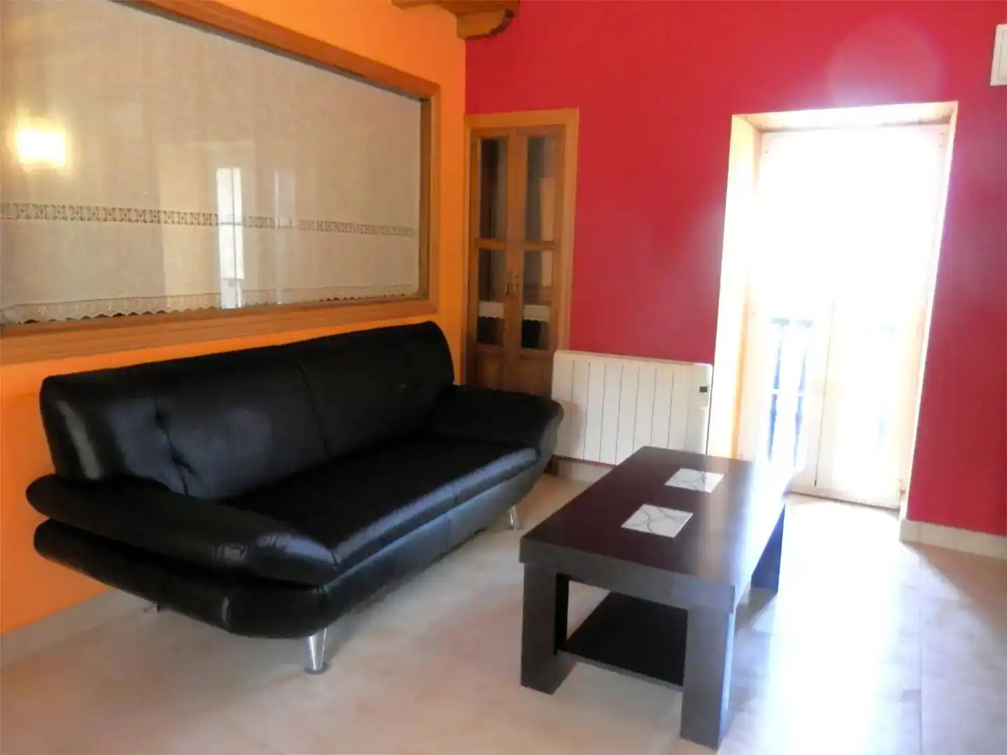 Sala d'estar de Casa o xalet en venda en Coaña amb Aire condicionat i Balcó