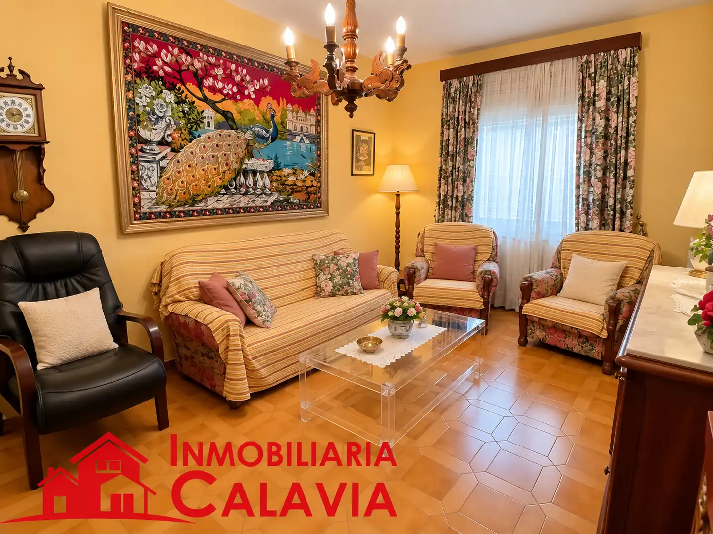 Piso con ascensor en venta en Calle Juan Francisco Chicharro 18