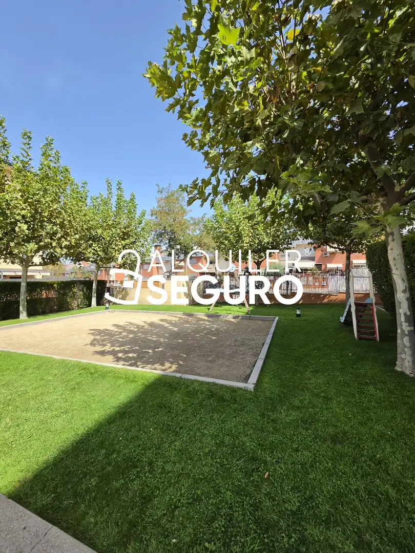 Jardí de Pis de lloguer en Boadilla del Monte amb Aire condicionat, Calefacció i Terrassa