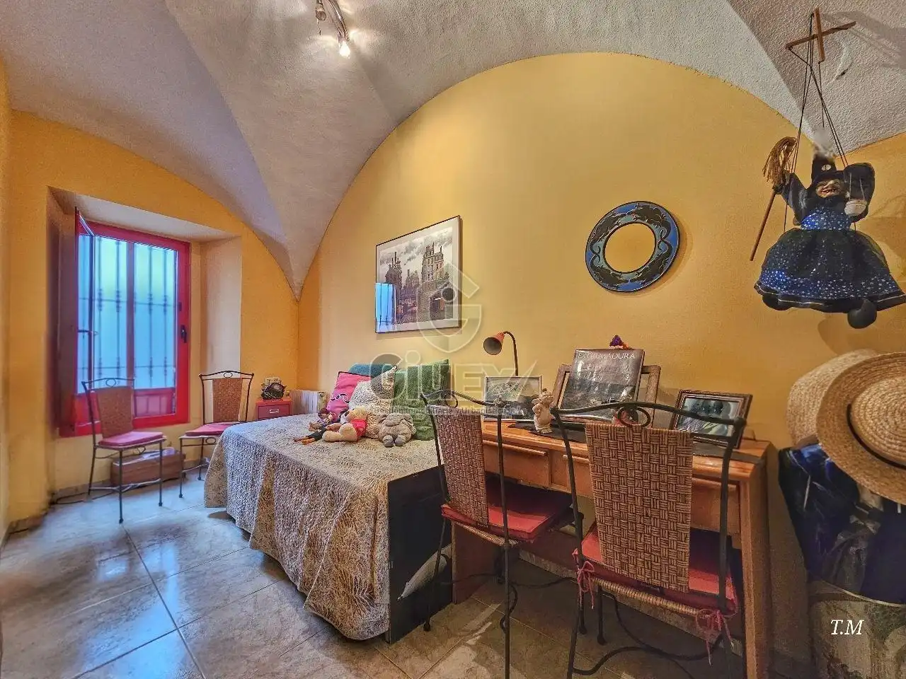 Esszimmer von Erdgeschoss zum Verkauf in Cáceres mit Klimaanlage, Heizung und Terrasse