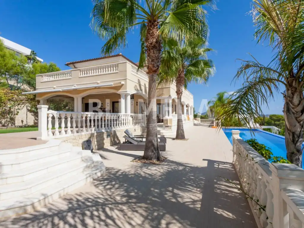 Casa con piscina en venta en Calle Alfabega L', imagen 4