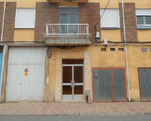 Exterior view of Premises for sale in Toral de los Vados