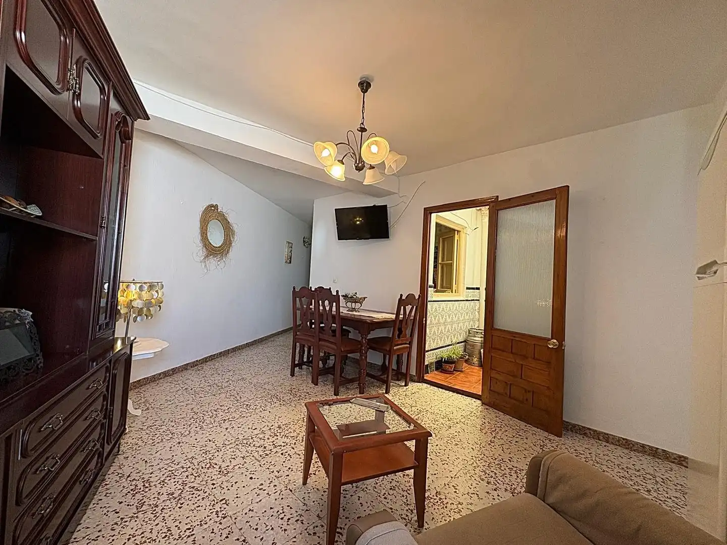 Sala de estar de Finca rústica en venta en Yunquera con Jardín privado, Terraza y Balcón