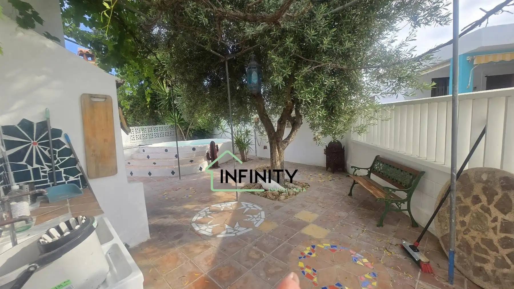 Houses for sale in Oliva Playa
