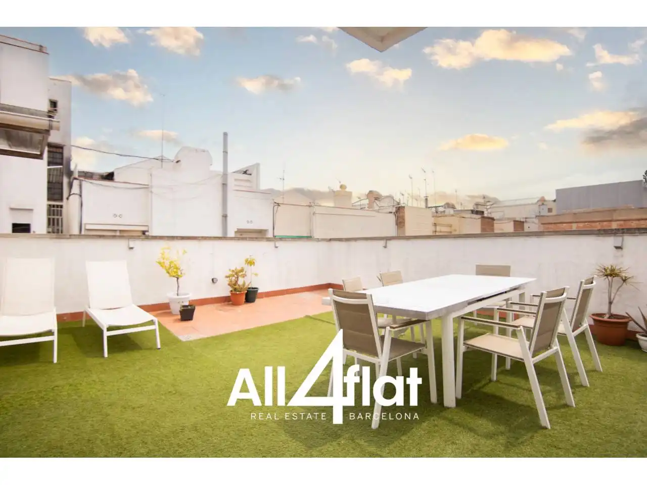 Terrace of Attic for rent in  Barcelona Capital  with Air Conditioner, Heating and Parquet flooring