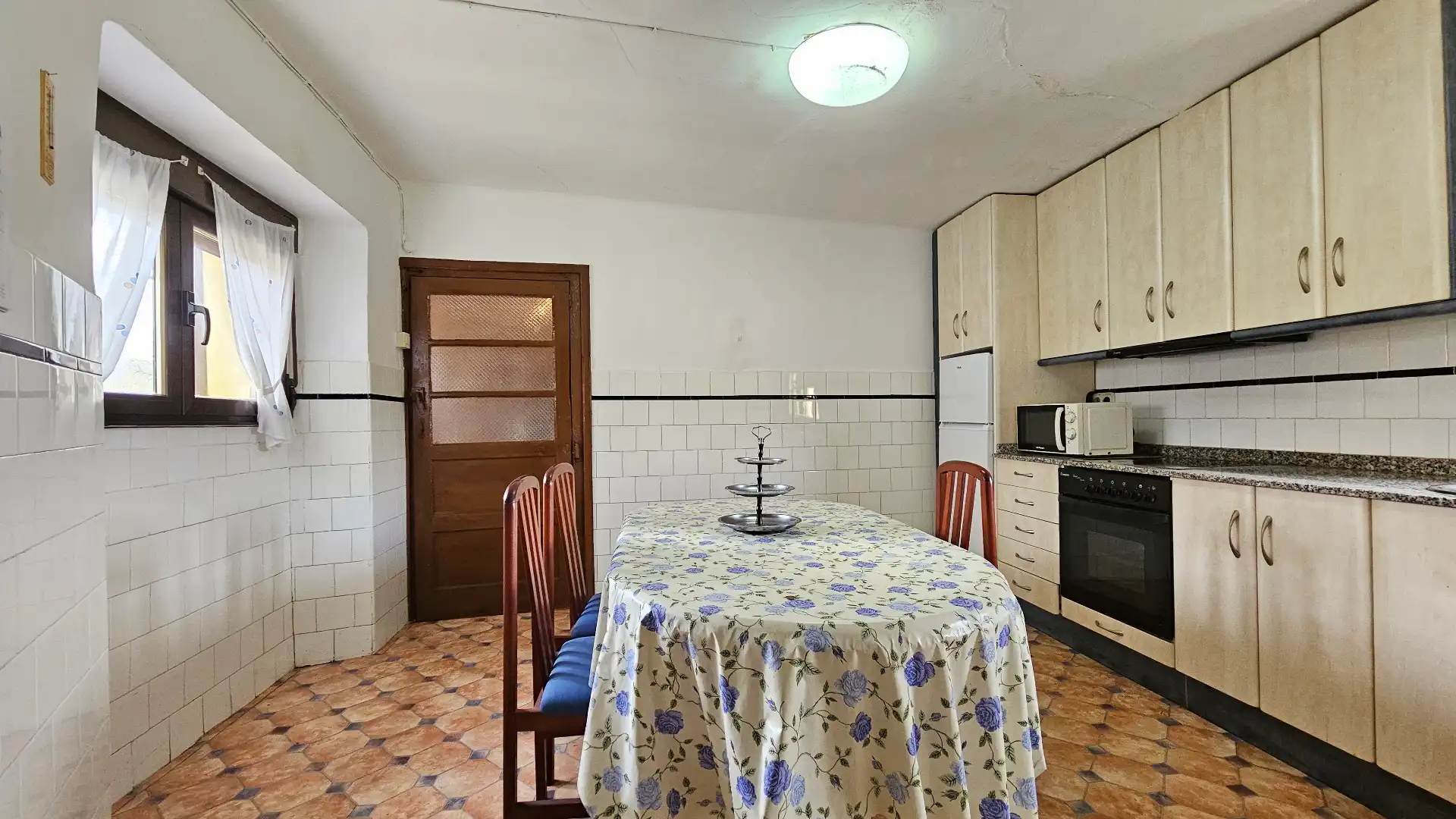 Cuina de Casa o xalet en venda en Peñacerrada- Urizaharra amb Moblat