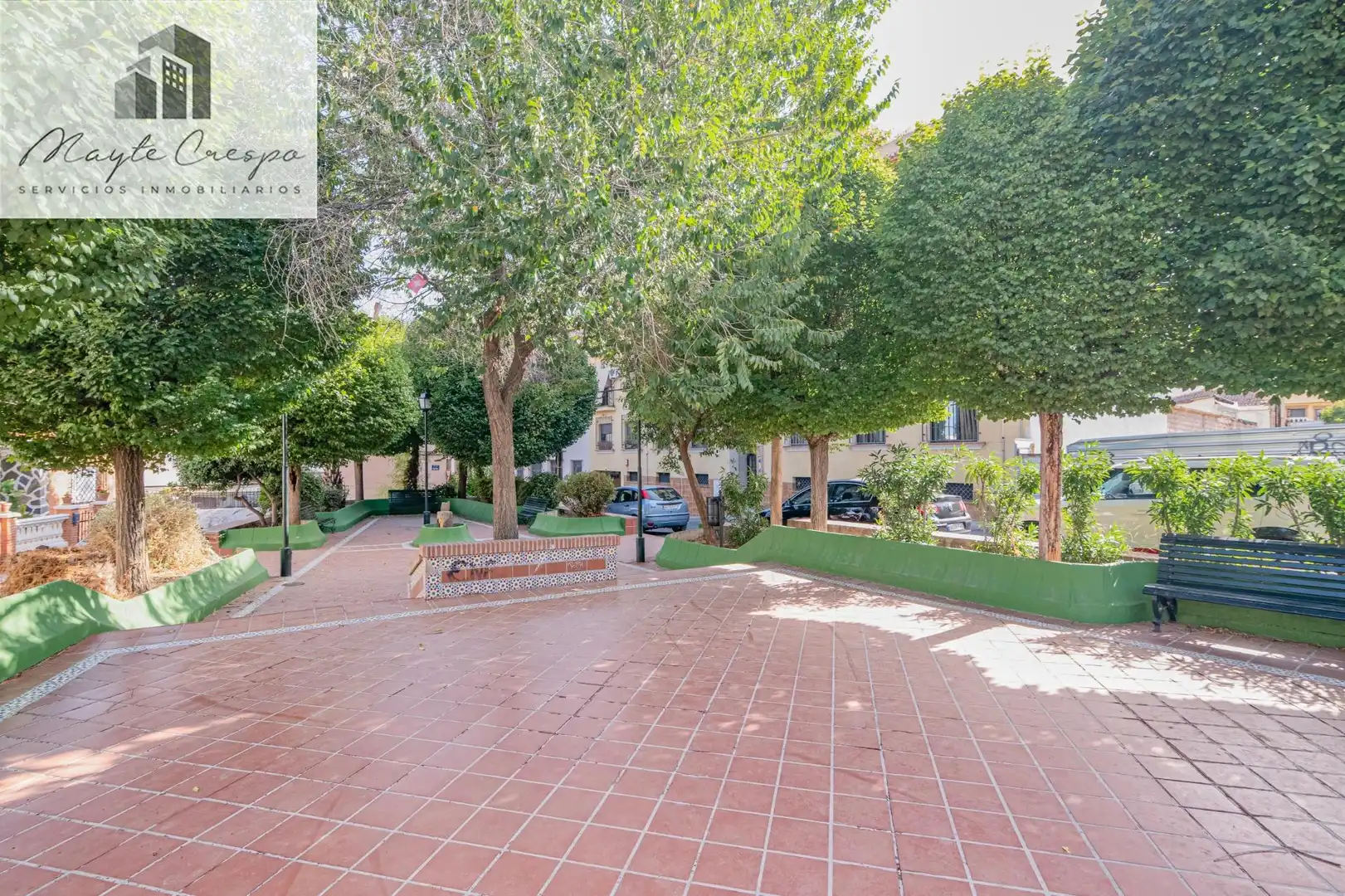 Ground floor with lift for sale in La Zubia Ciudad