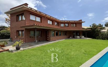 Vista exterior de Casa o xalet en venda en Cabrera de Mar amb Aire condicionat i Terrassa