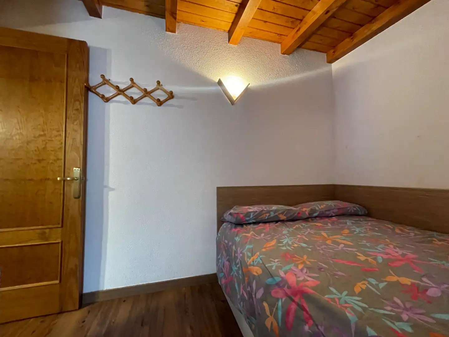 Dormitori de Àtic en venda en Setcases amb Calefacció, Parquet i Traster
