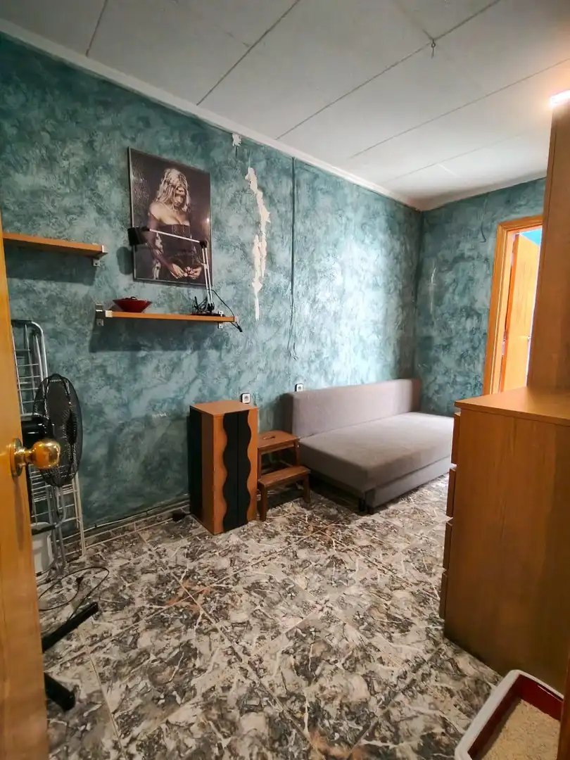 Sala d'estar de Casa o xalet en venda en Barcelona amb Aire condicionat, Terrassa i Balcó
