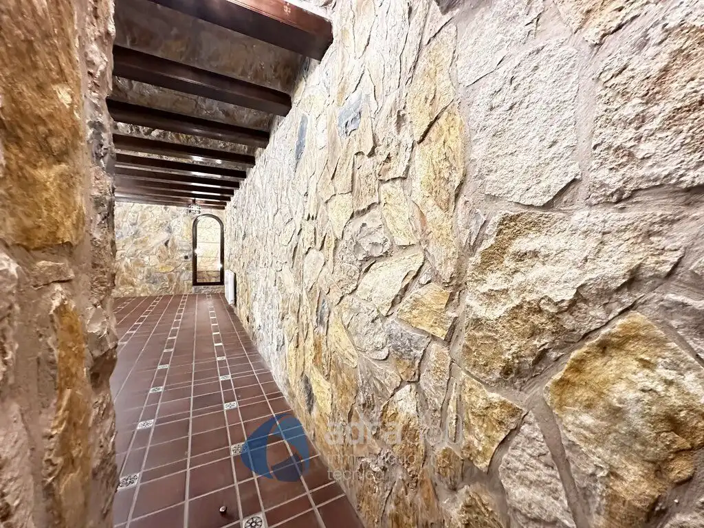 Houses for sale in Lardero  with Air Conditioner, Heating and Private garden