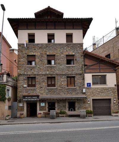 Edificio en Venta en Moyordin Auzoa en Zaratamo