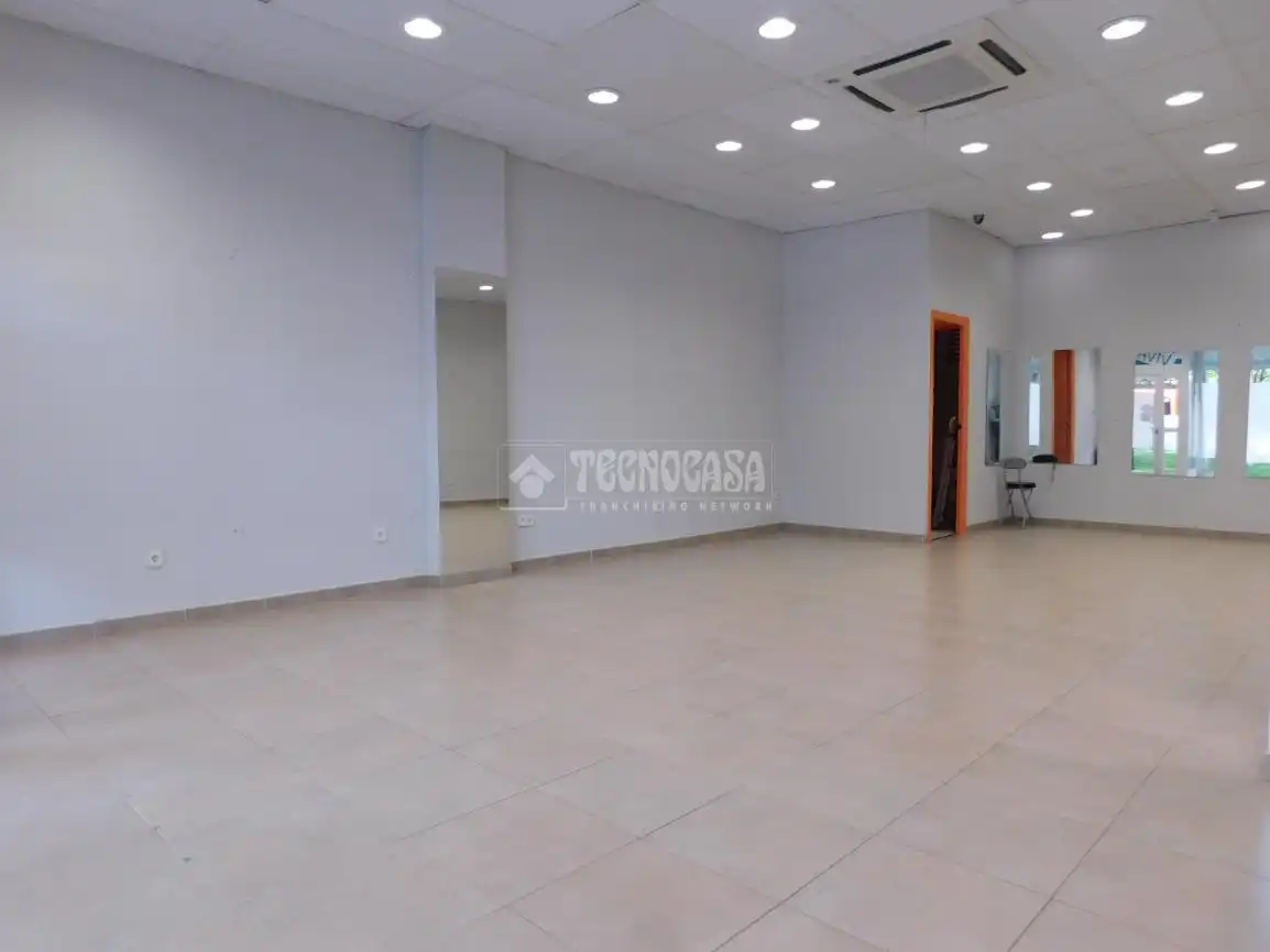 Geschaftsraum zur Miete in Zaragoza