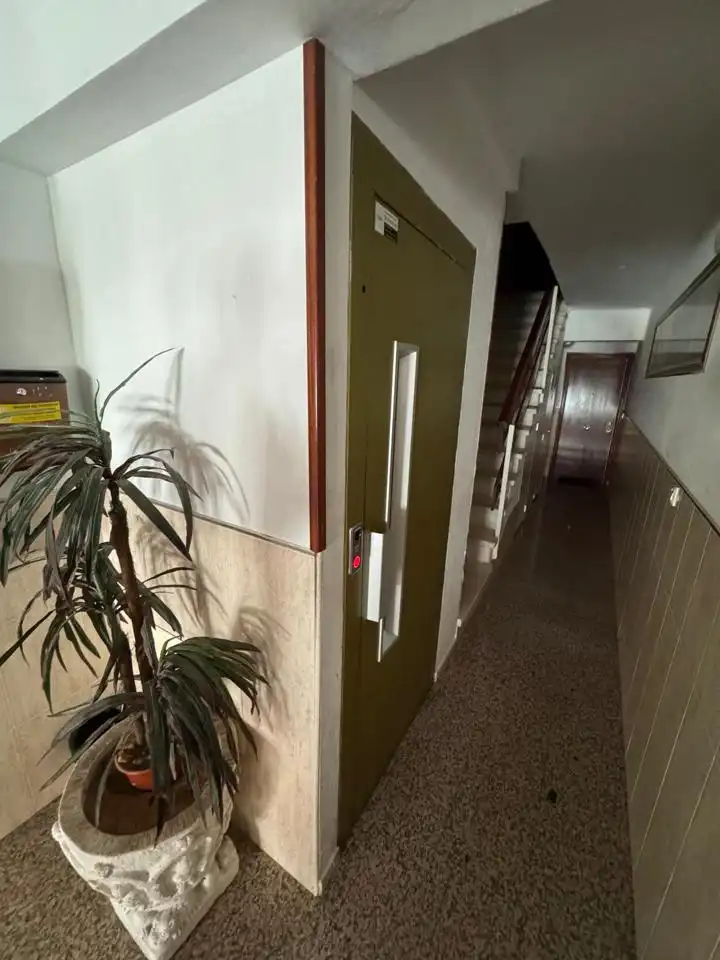 Piso en venta en Calle de la Virgen de la Soledad, Plan Sur - Amistad