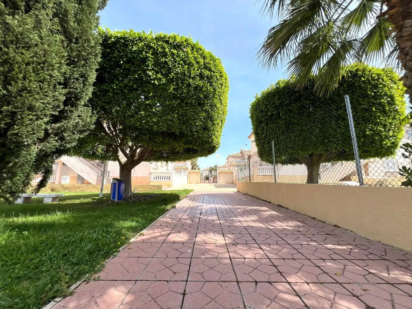Bungalow con piscina en venta en Nueva Torrevieja - Aguas Nuevas, imagen 2
