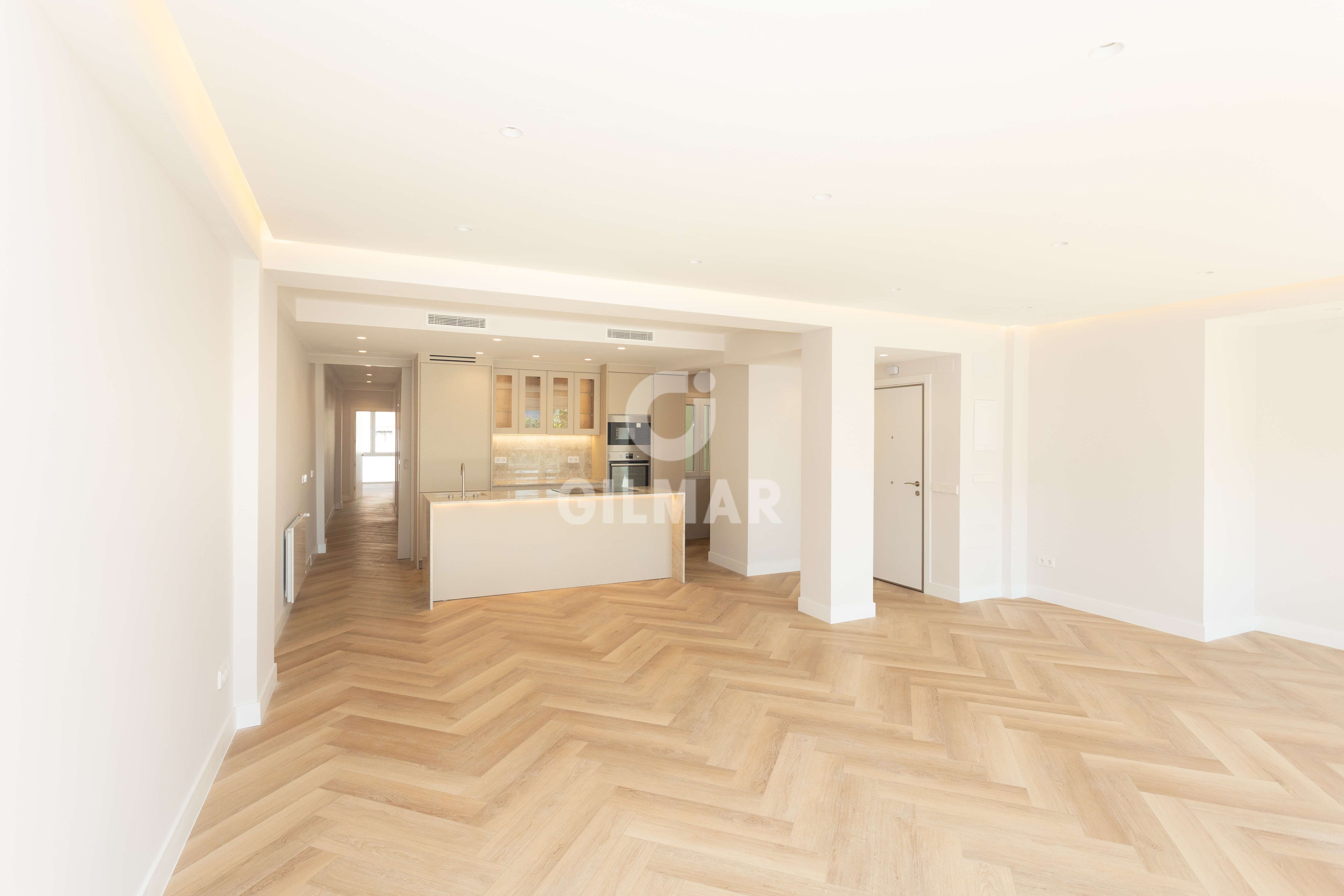 Living room of Flat for sale in  Madrid Capital  with Heating