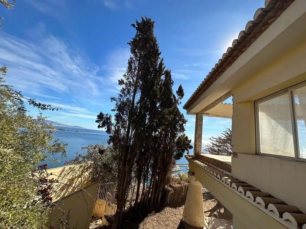 Terrassa de Casa o xalet en venda en Almuñécar amb Jardí privat, Terrassa i Piscina