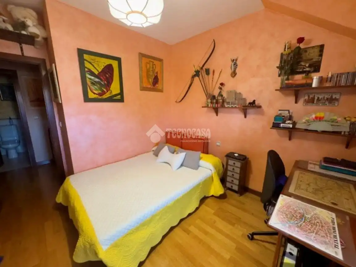 Habitación de Piso en venta en Las Rozas de Madrid con Aire acondicionado, Calefacción y Terraza