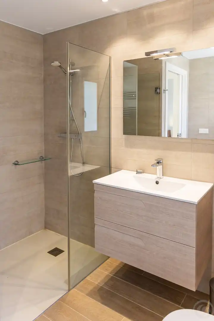Baño de Casa adosada en venta en Begur con Calefacción, Trastero y Piscina