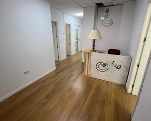 Local de lloguer en Valdemoro amb Aire condicionat