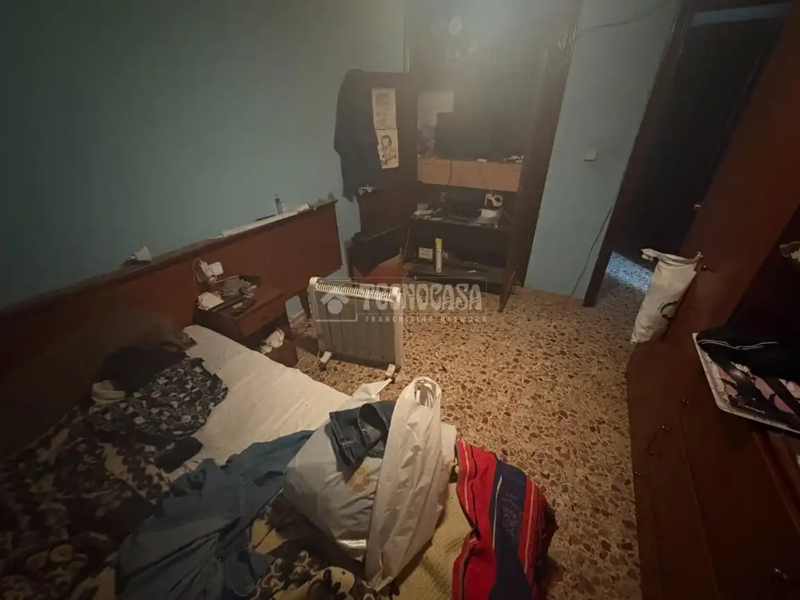 Schlafzimmer von Wohnung zum Verkauf in Burjassot
