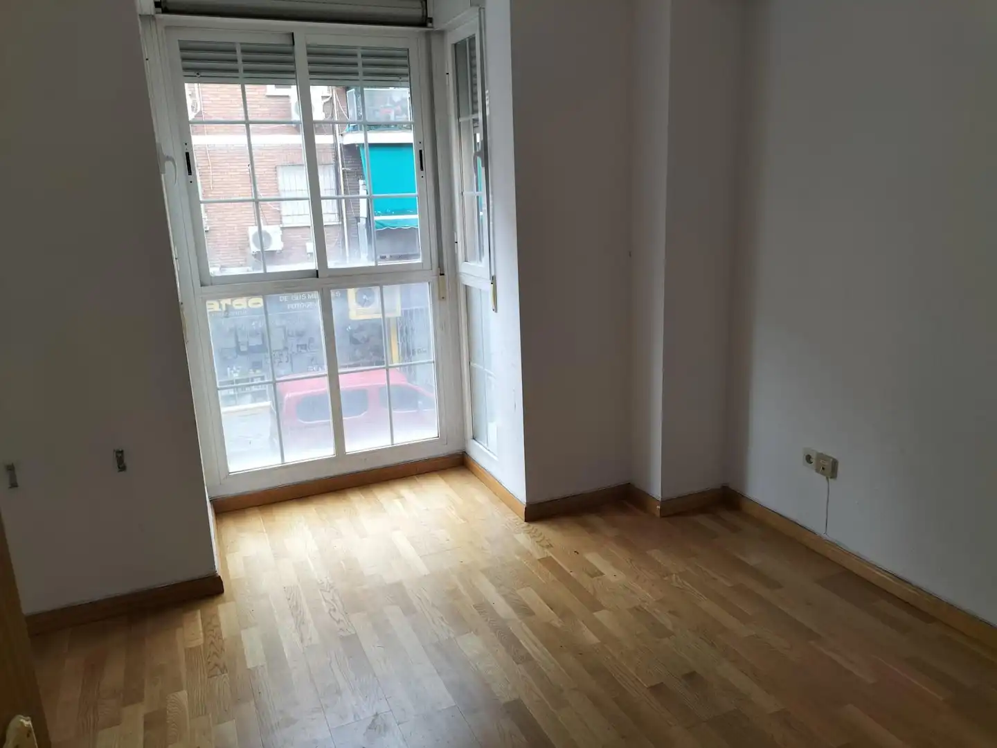 Schlafzimmer von Wohnung zum Verkauf in Madrid