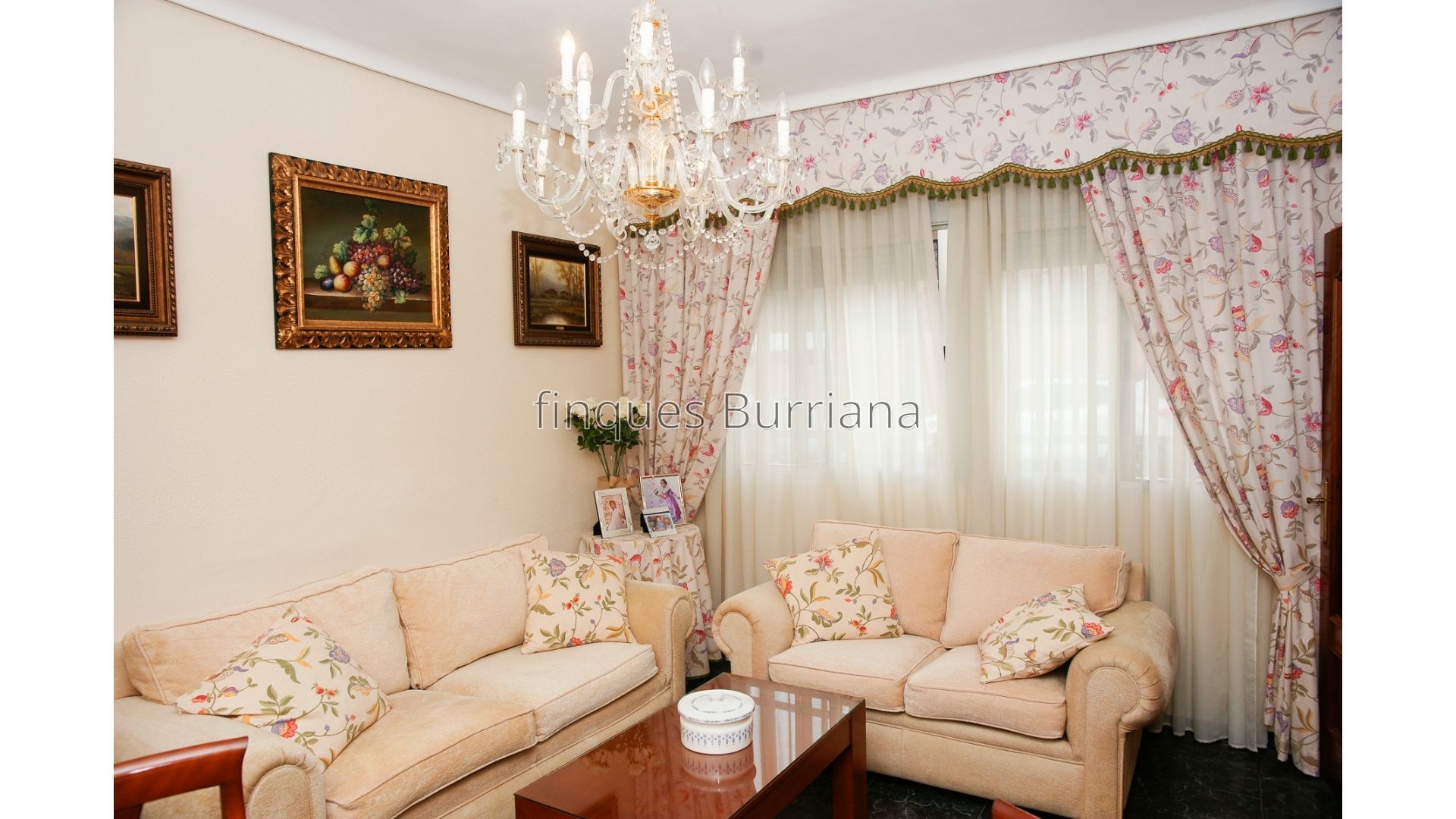 Sala d'estar de Casa adosada en venda en Burriana / Borriana
