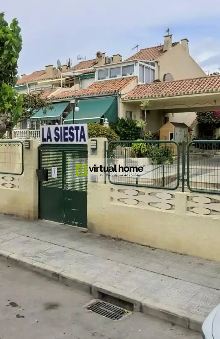 Außenansicht von Haus oder Chalet zum Verkauf in Benidorm mit Klimaanlage und Gemeinschaftspool