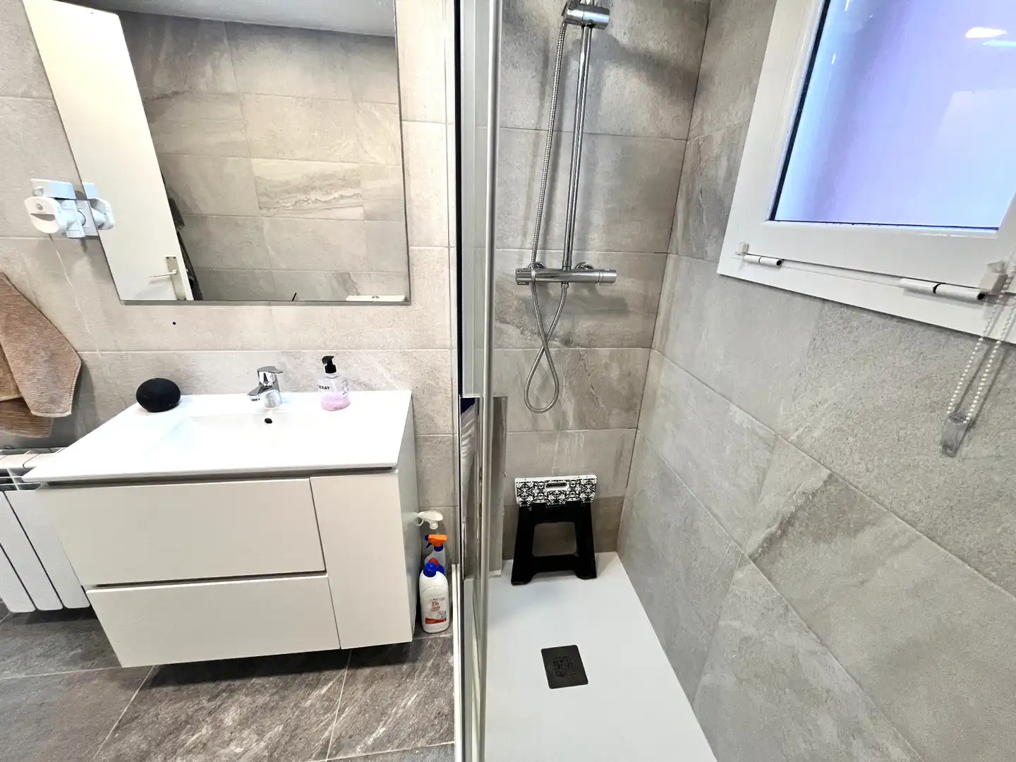 Baño de Piso en venta en Santa Coloma de Cervelló con Calefacción, Parquet y Horno