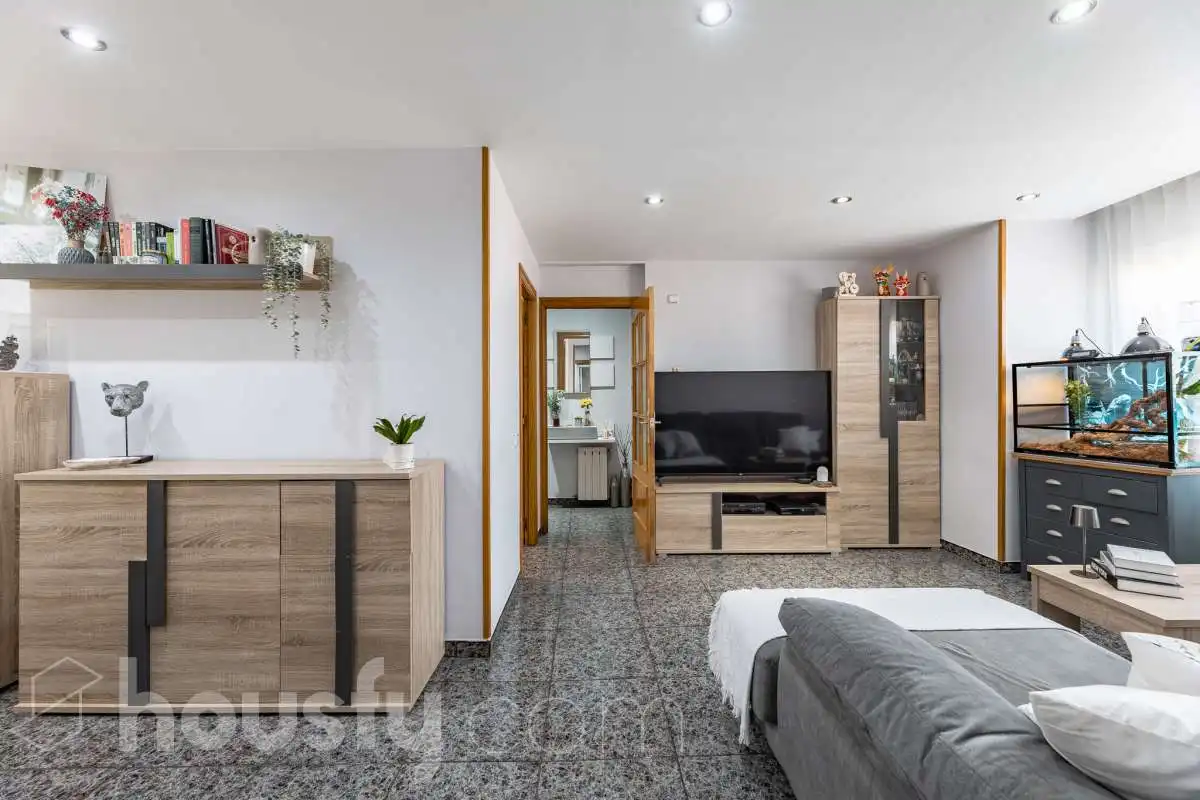 Living room of Flat for sale in Sabadell  with Air Conditioner, Heating and Furnished