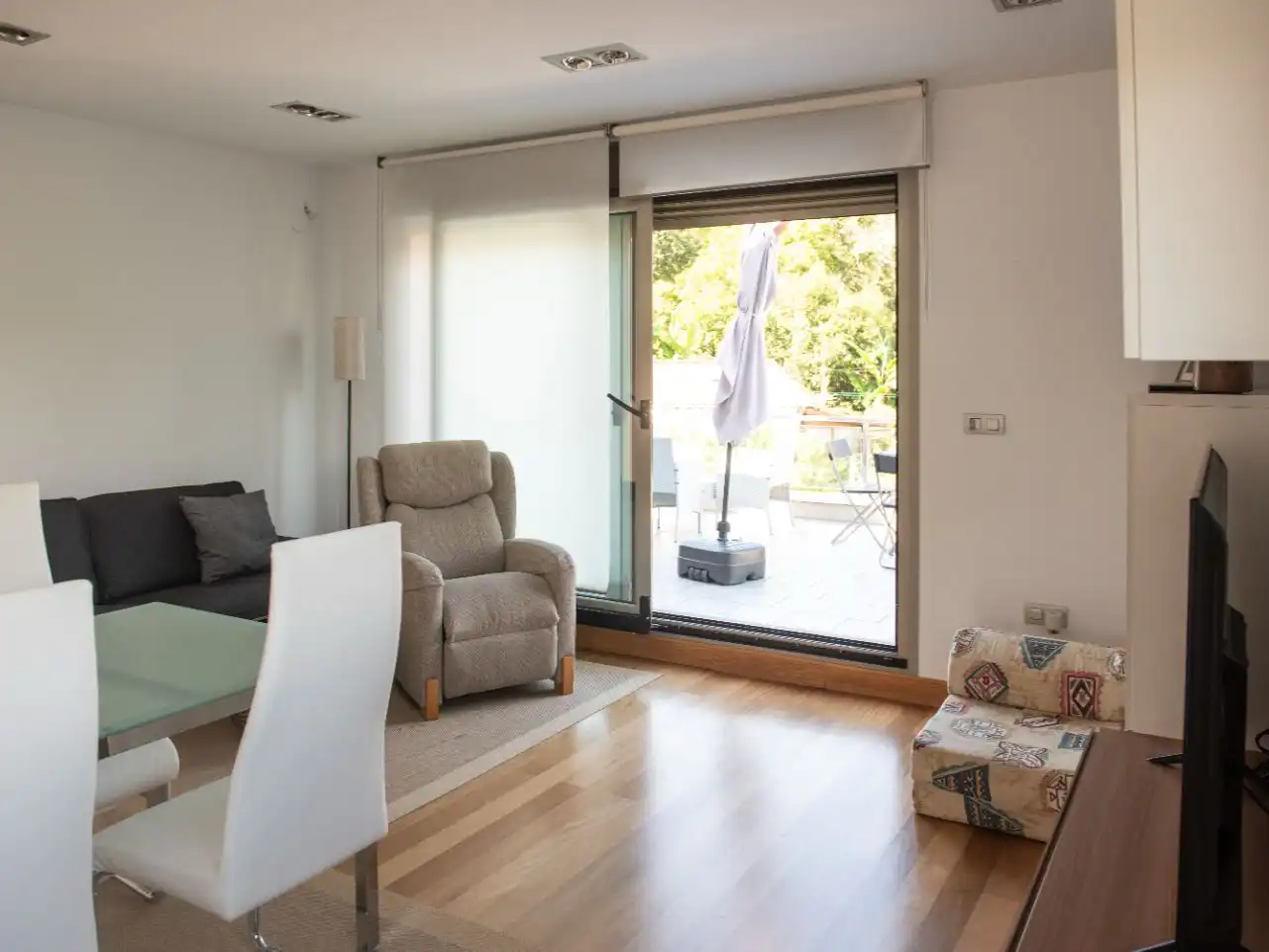 Sala de estar de Casa o chalet en venta en Riotuerto con Terraza y Balcón