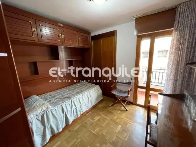 Bedroom of Flat for rent in Leganés  with Parquet flooring, Terrace and Furnished