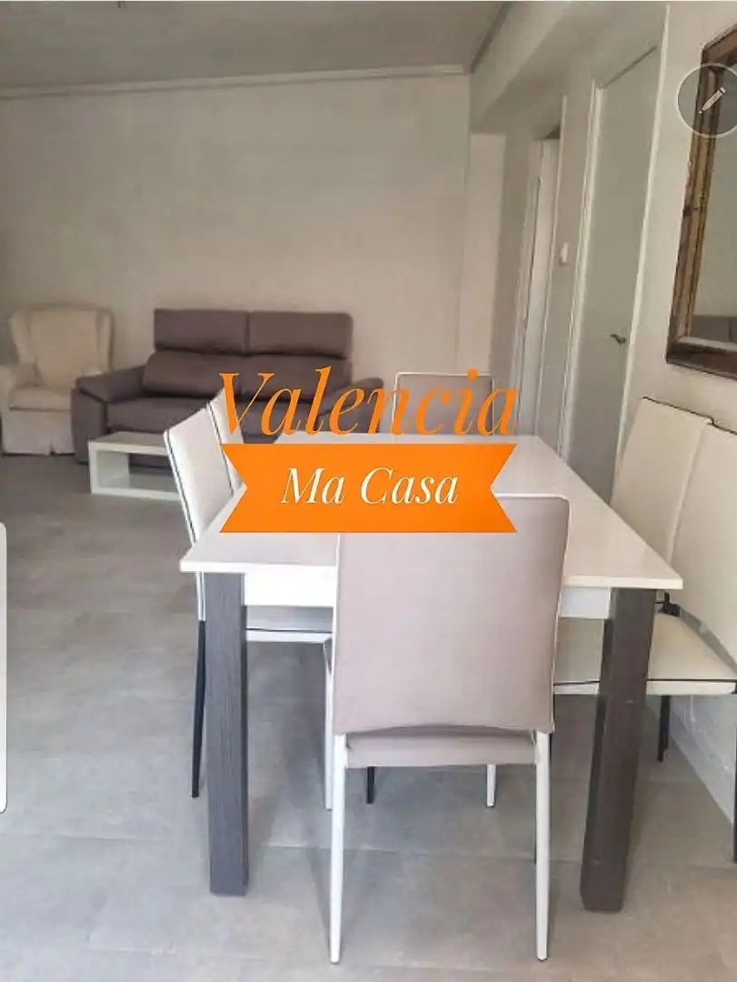 Flat with terrace to rent in Extramurs, imagen 2