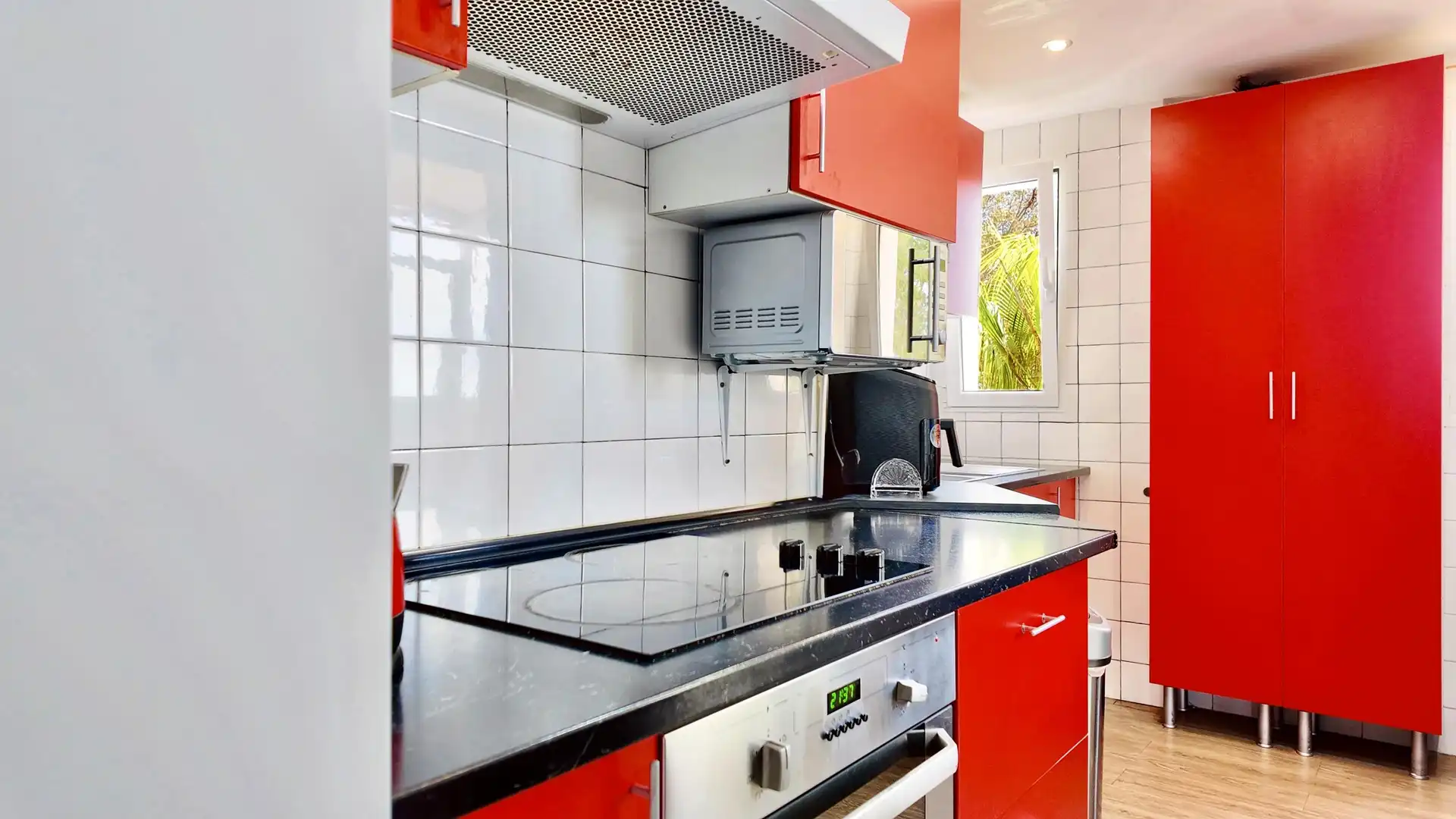 Cocina de Ático en venta en Estepona con Jardín privado y Piscina comunitaria