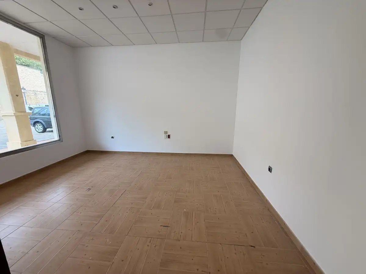 Business premises to rent in Sotogrande Alto