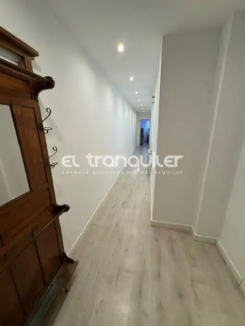 Flat for rent in Madrid  with Terrace and Furnished