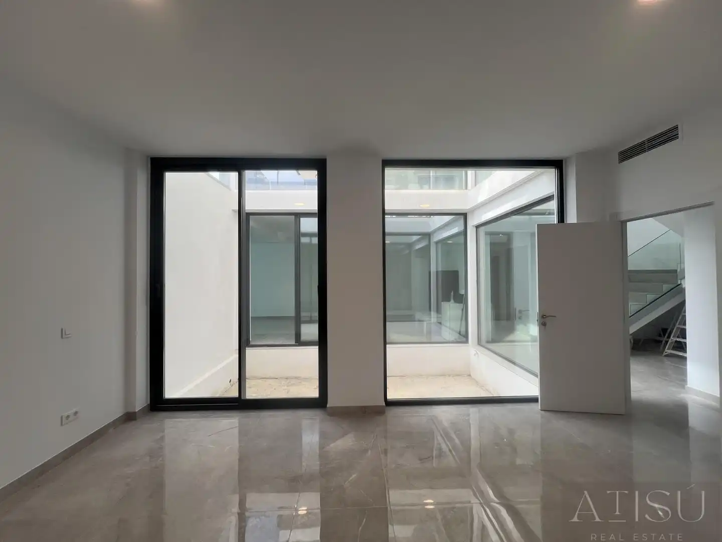 Detached house with terrace for sale in de Londres, imagen 30