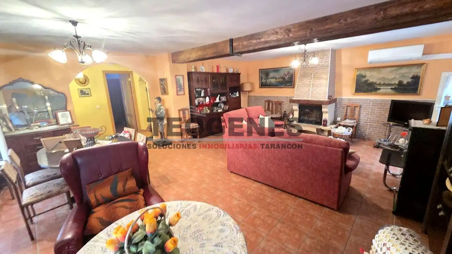 Sala d'estar de Casa o xalet en venda en Zarza de Tajo amb Aire condicionat i Calefacció