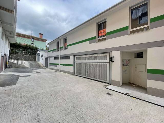 Garaje en Venta en Legazpi