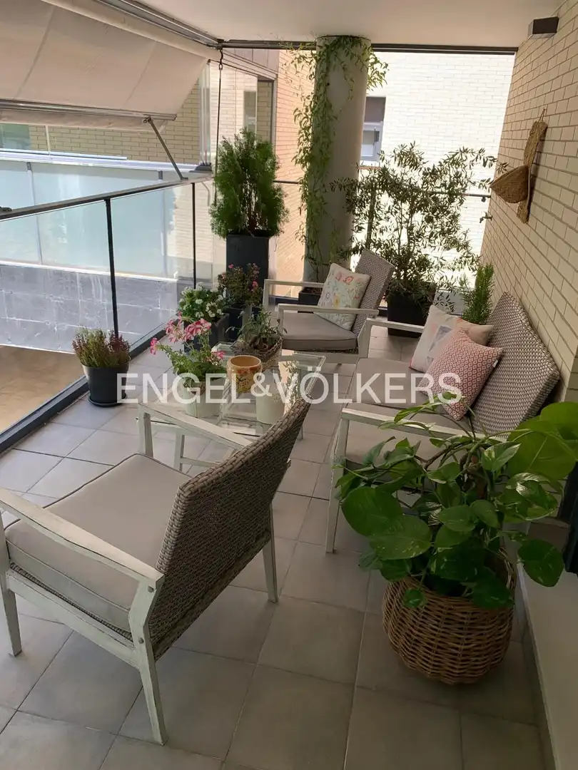 Terrasse von Wohnung zur Miete in Madrid mit Klimaanlage, Heizung und Privatgarten