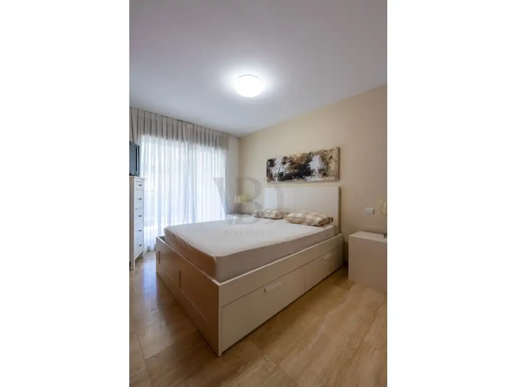 Habitación de Apartamento de alquiler en Eivissa con Aire acondicionado, Terraza y Piscina comunitaria