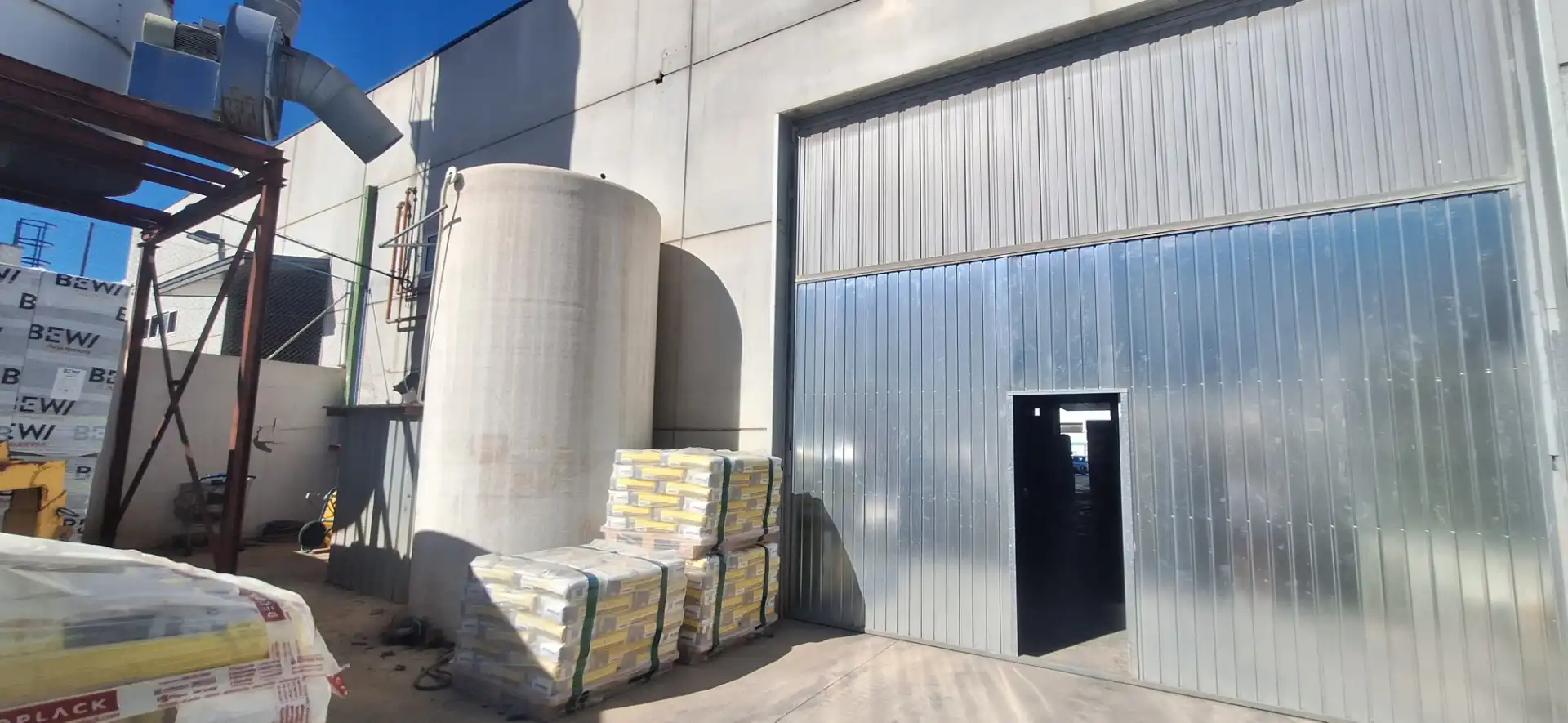 Industrial building to rent in Carrer Sèquia Favara 30, imagen 9