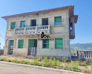 Vista exterior de Finca rústica en venda en Nigrán amb Balcó