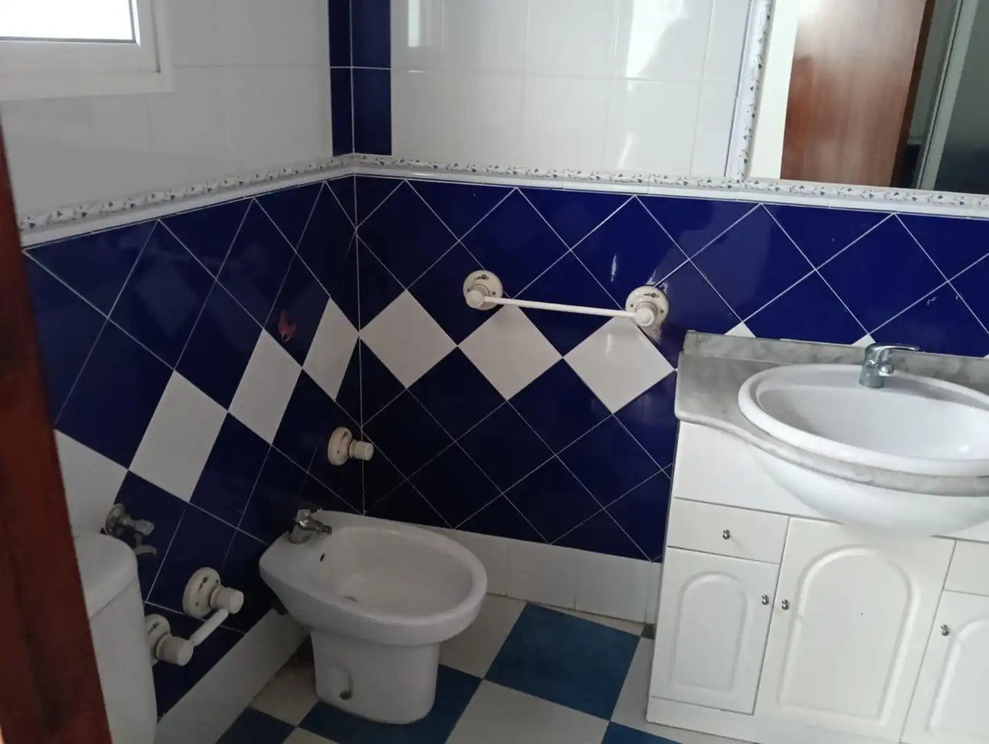 Casa adosada en venta en Constantina