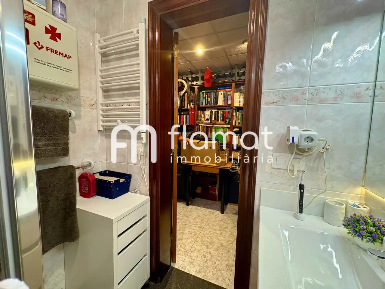 Maisonette zum Verkauf in Barcelona mit Klimaanlage und Terrasse