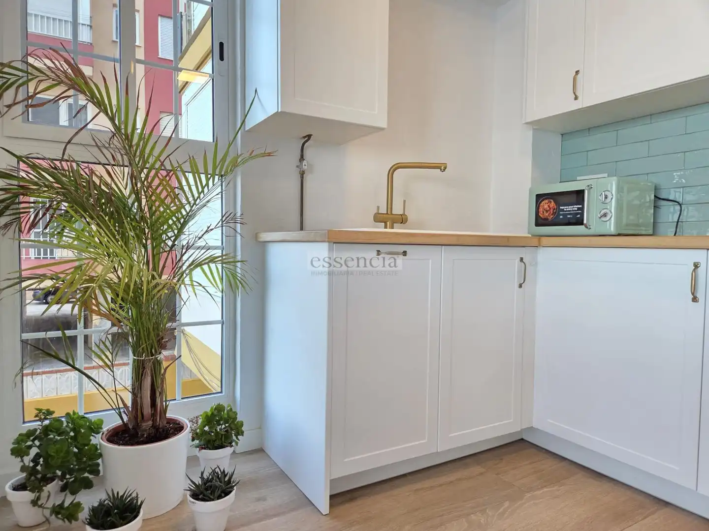 Cocina de Apartamento en venta en Tavernes de la Valldigna con Terraza y Balcón