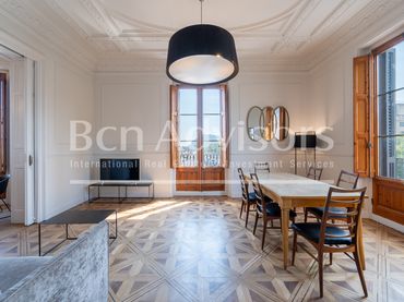 Piso con balcón en venta en Passeig d'Isabel II