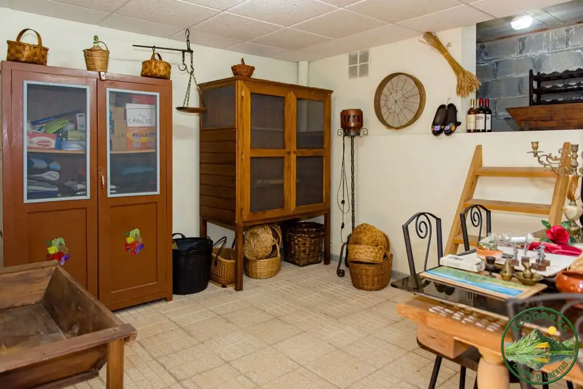Casa o xalet en venda en Torre del Bierzo amb Aire condicionat, Calefacció i Jardí privat
